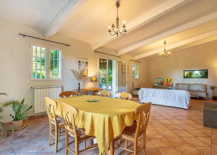 Palmeraie By Interhome Villa Hyères