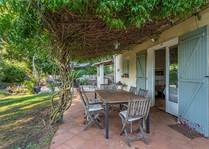 Palmeraie By Interhome Villa Hyères